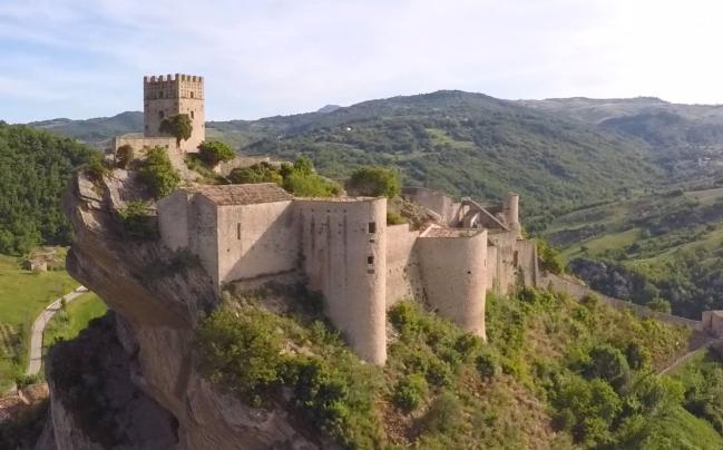 castello di Roccascalegna